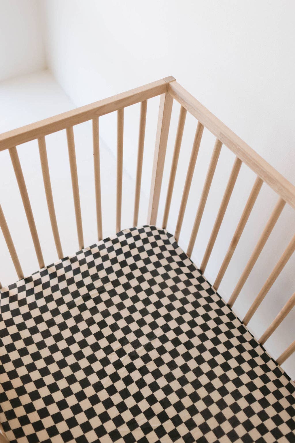 MUSLIN CRIB SHEET | Black + Ivory Checkered