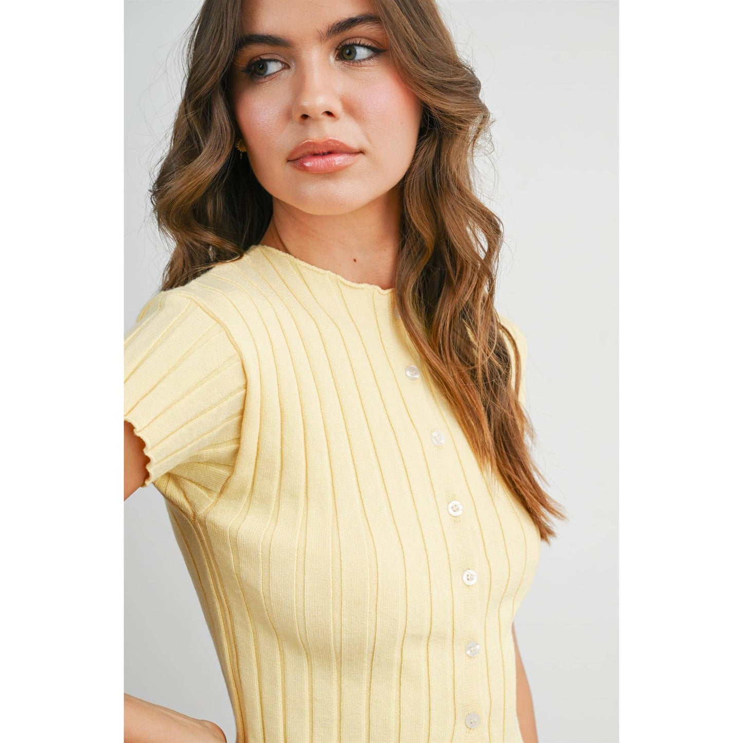 THE MILA RIBBED BUTTON TOP