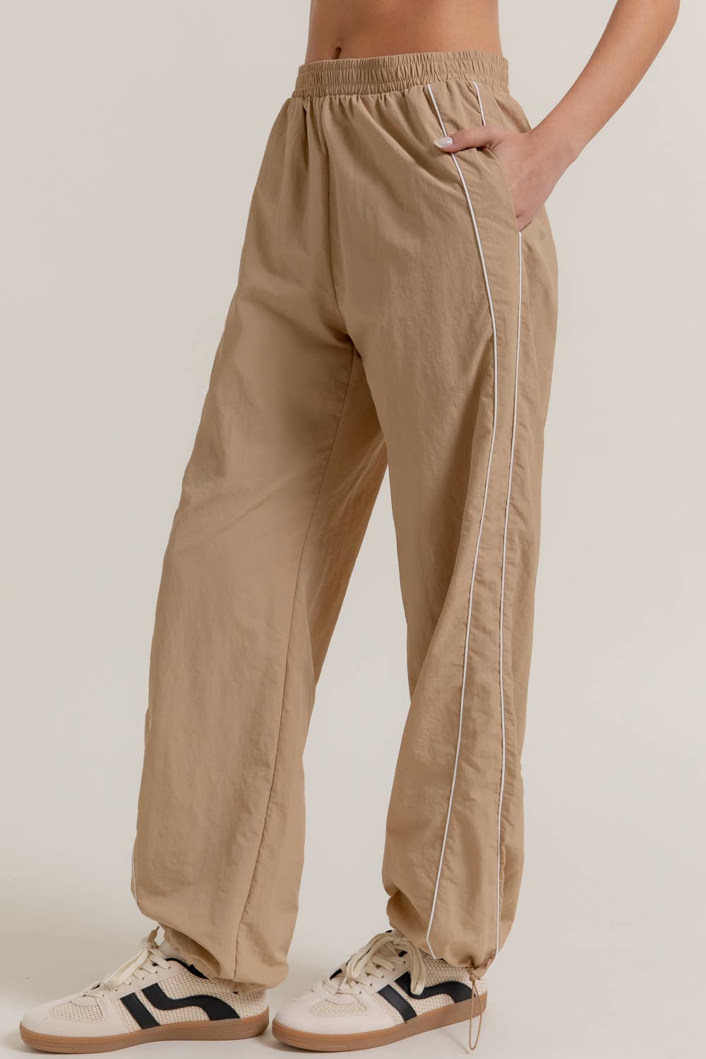 THE TRACK PANT