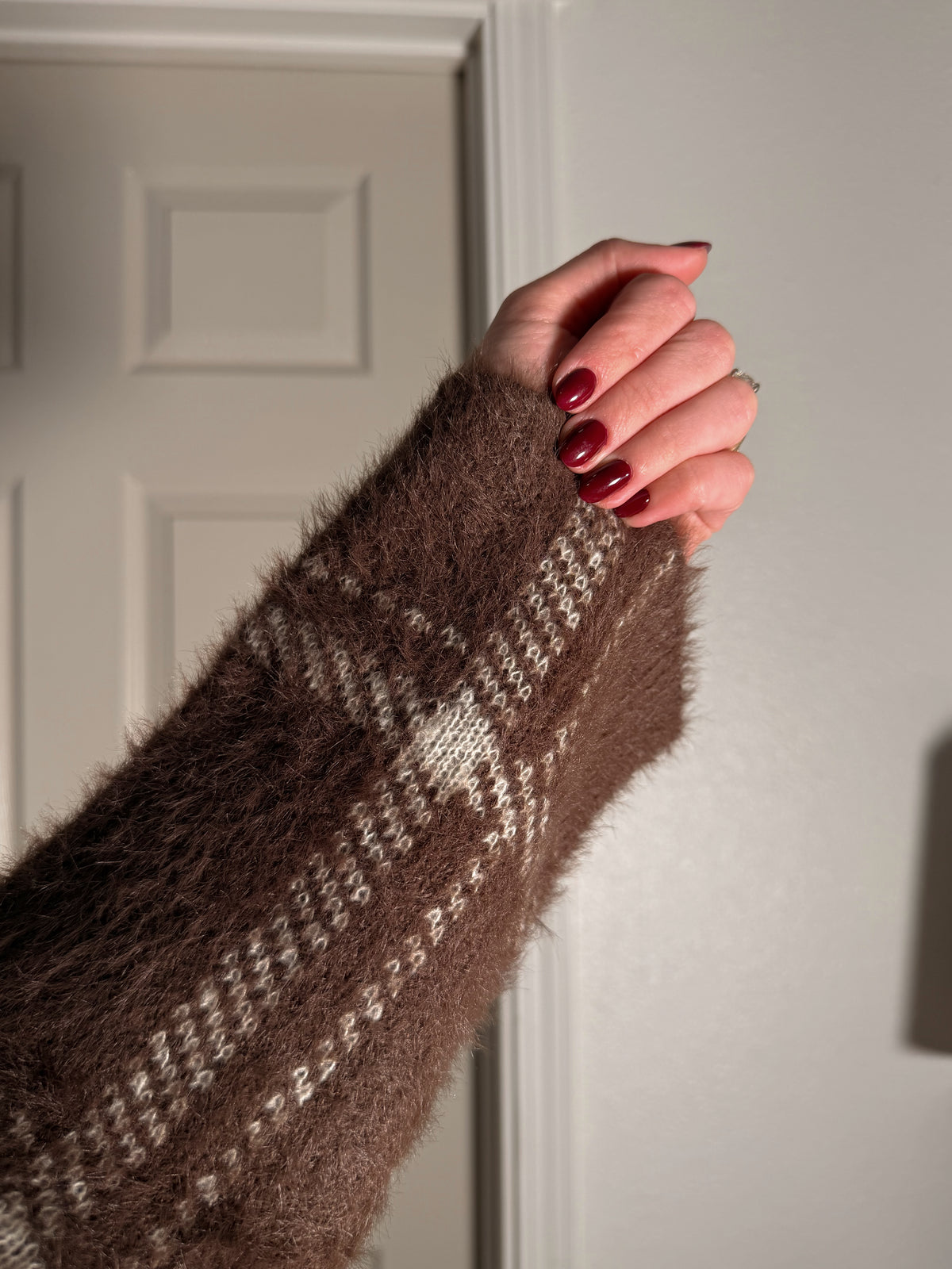 THE VINTAGE PLAID CARDIGAN