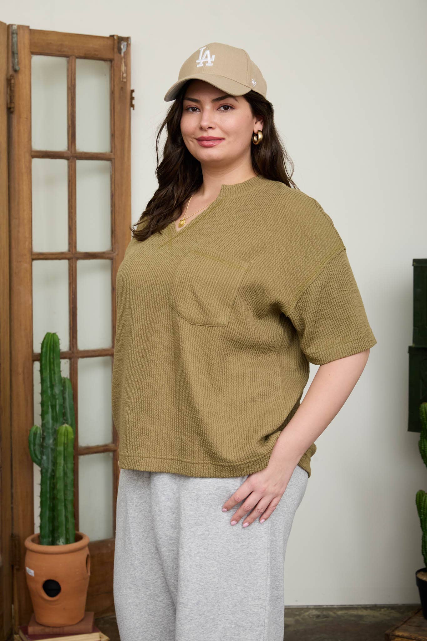 THE OLIVE STREET RIBBED TOP