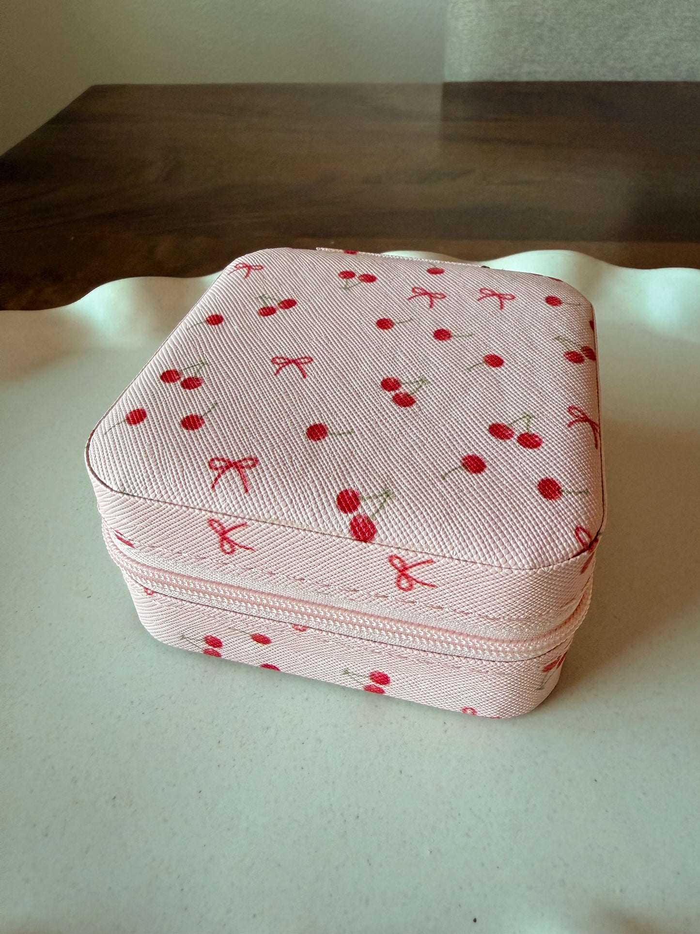 TRAVEL JEWELRY CASE - CHERRY