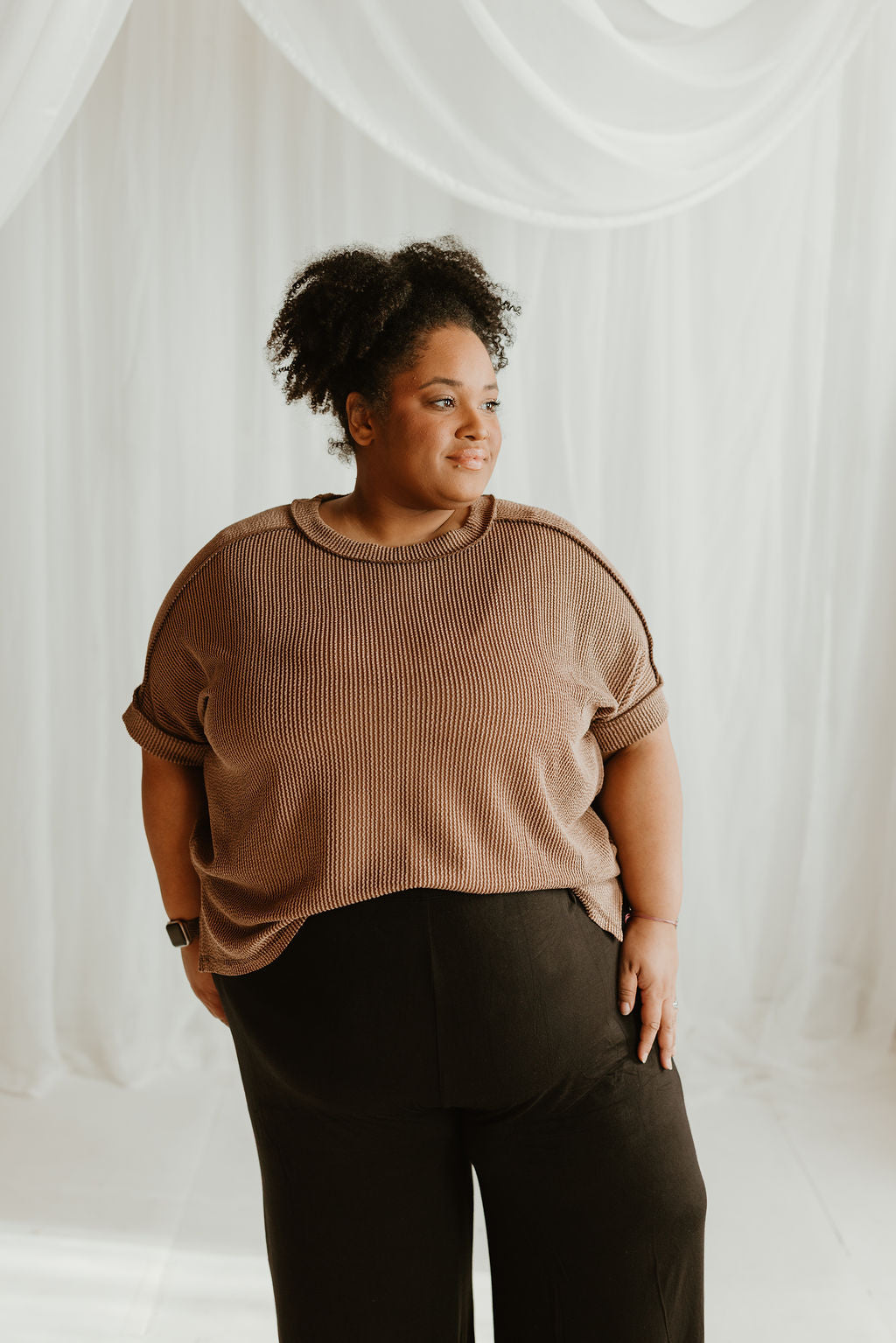 THE COCOA RIBBED TOP