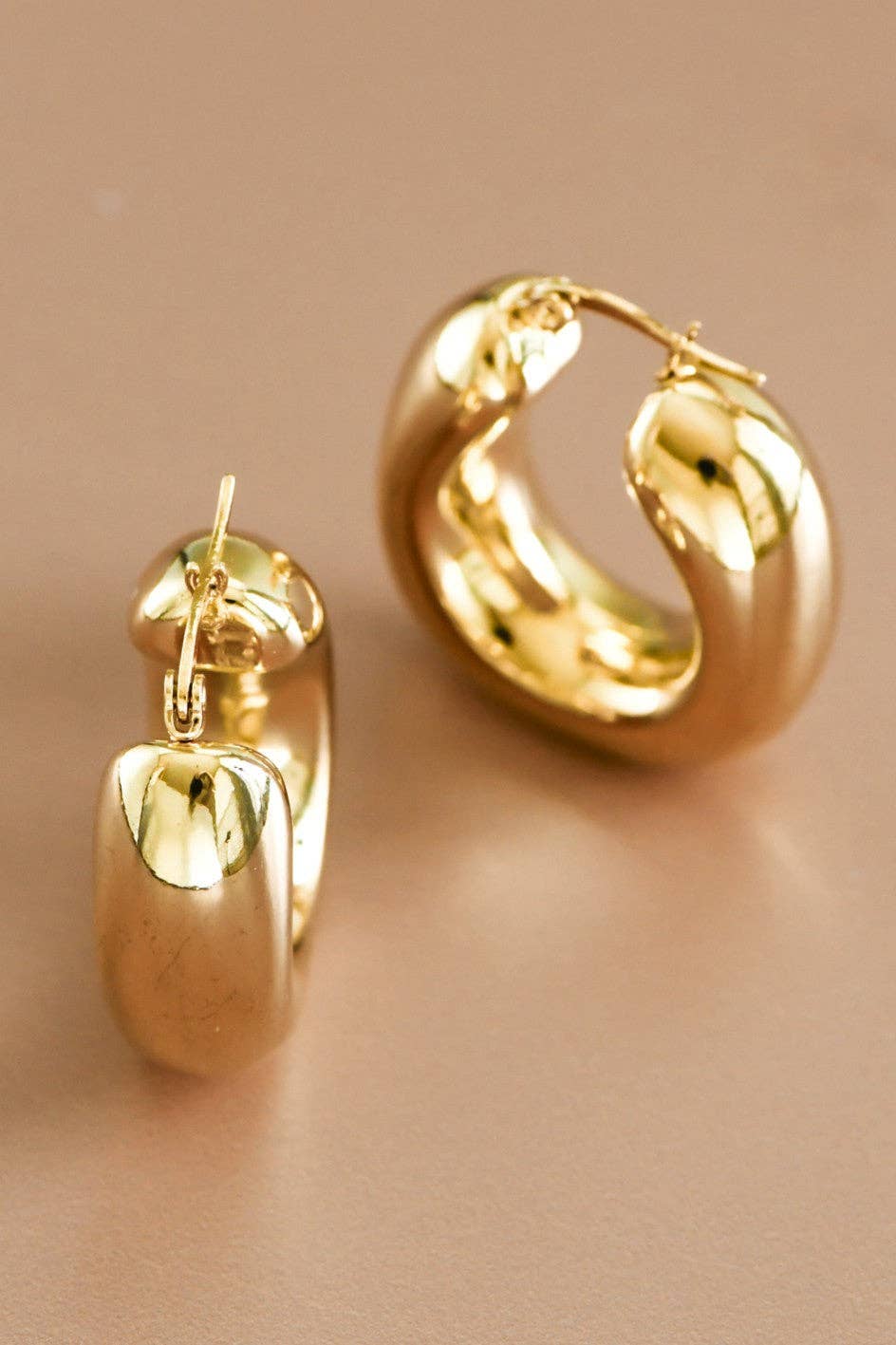 GOLD EARRINGS - VIII
