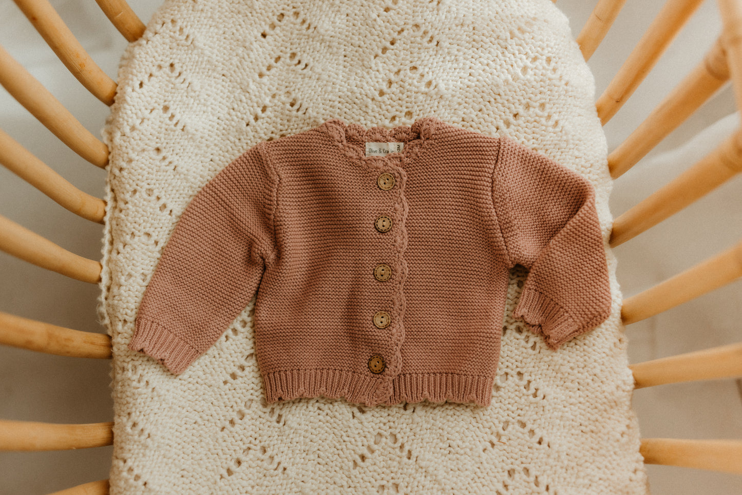 THE SCALLOPED CARDIGAN