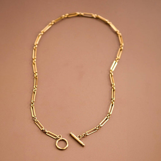 CHAIN NECKLACE