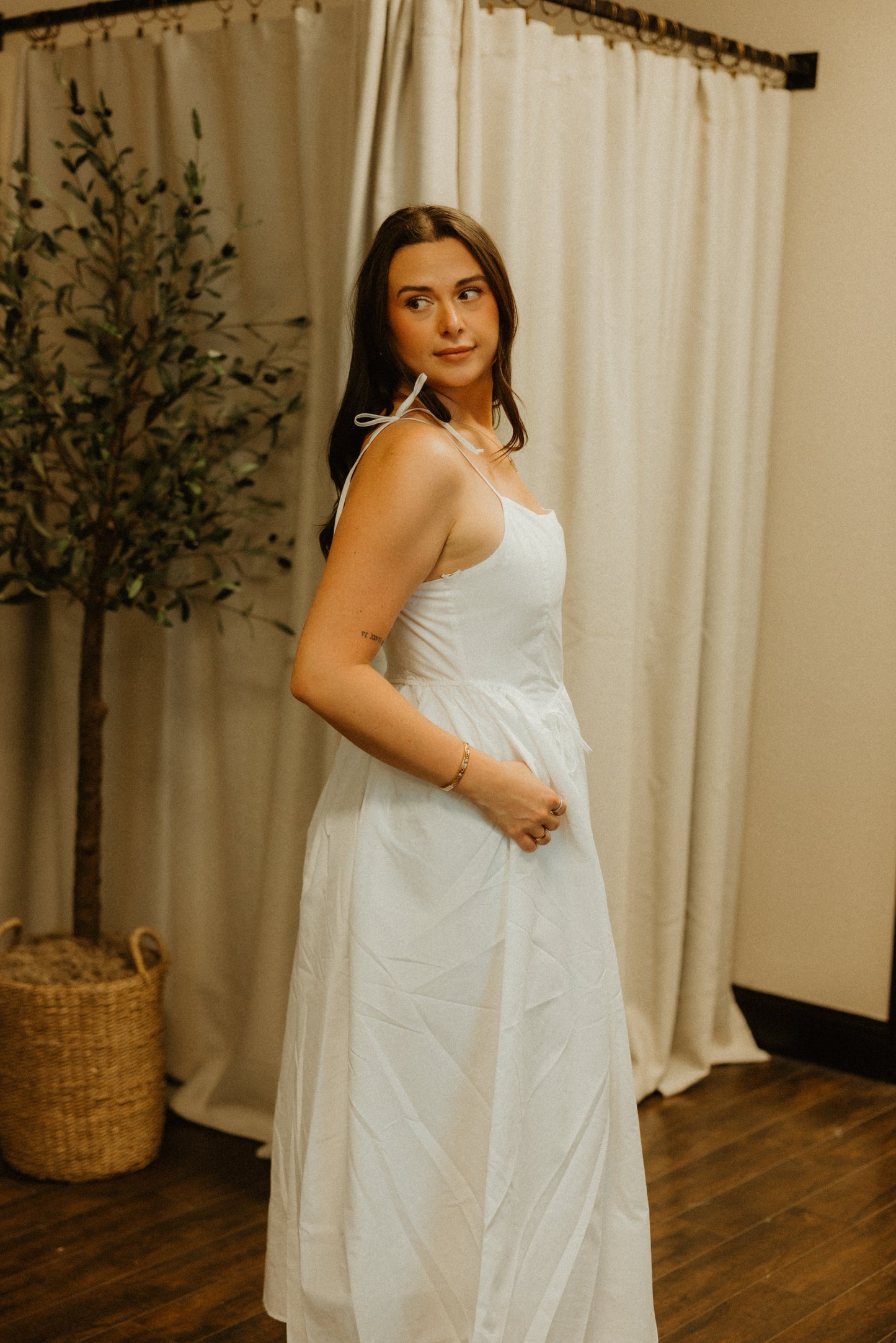THE EVERLY BOW MIDI DRESS