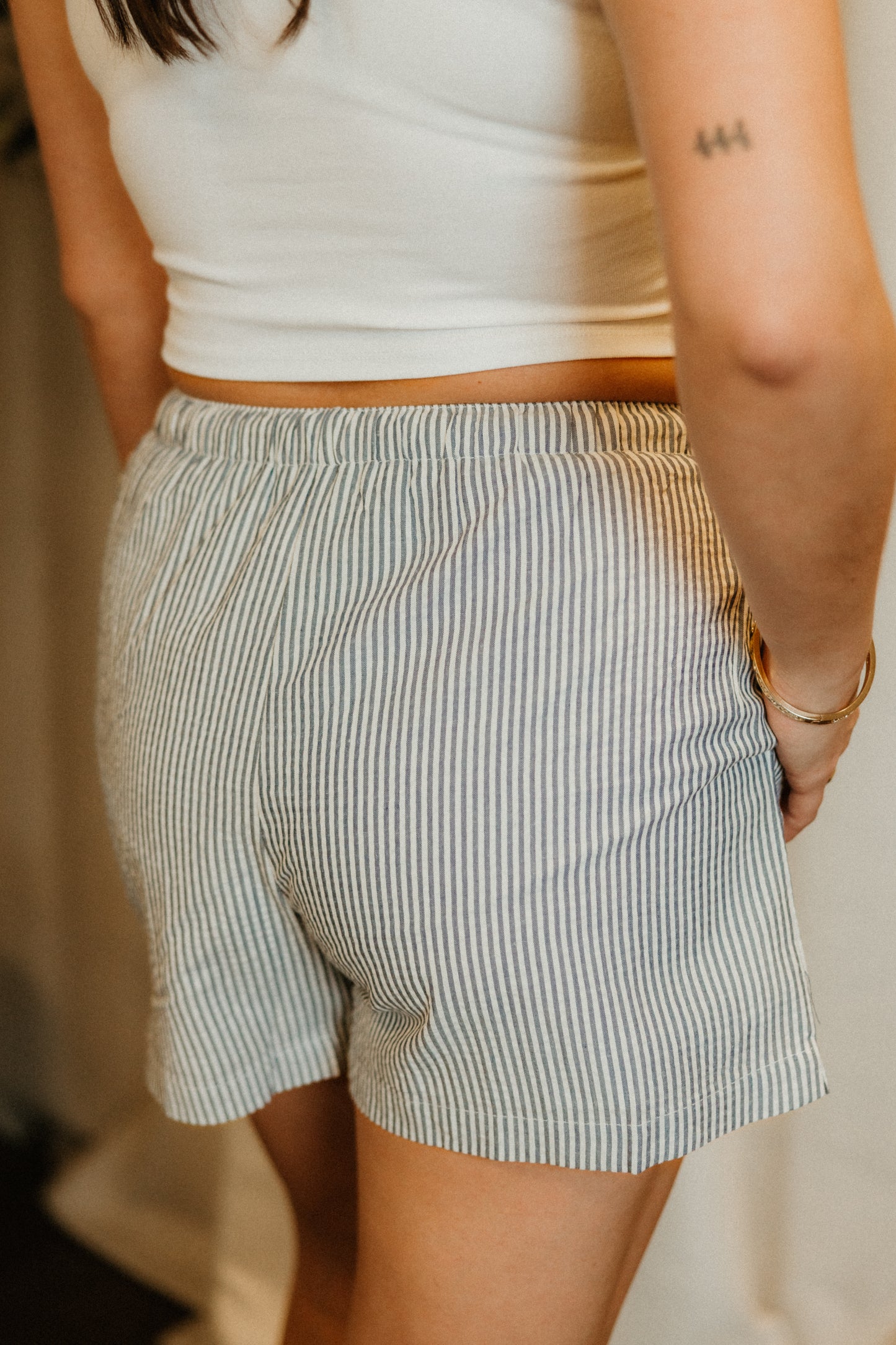 THE EVERYDAY STRIPED SHORT