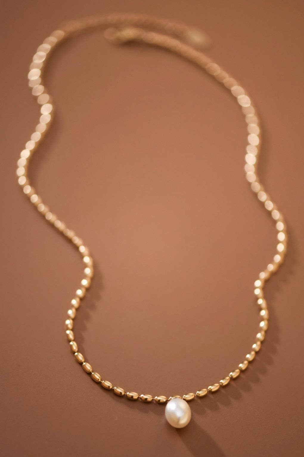 PEARL PENDANT NECKLACE