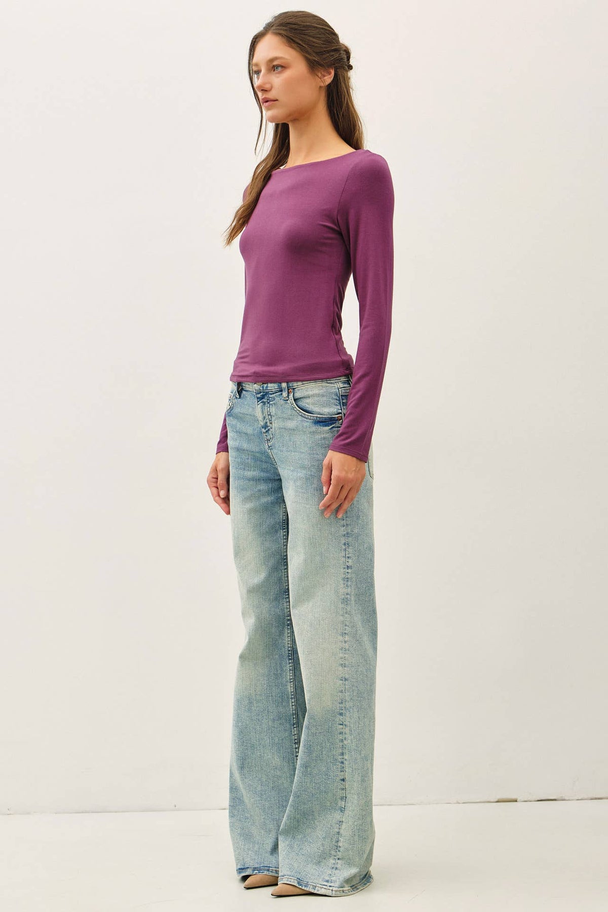 THE EVERYDAY CROPPED BOATNECK