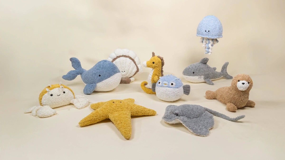 THE JUMBO SHELL PLUSH