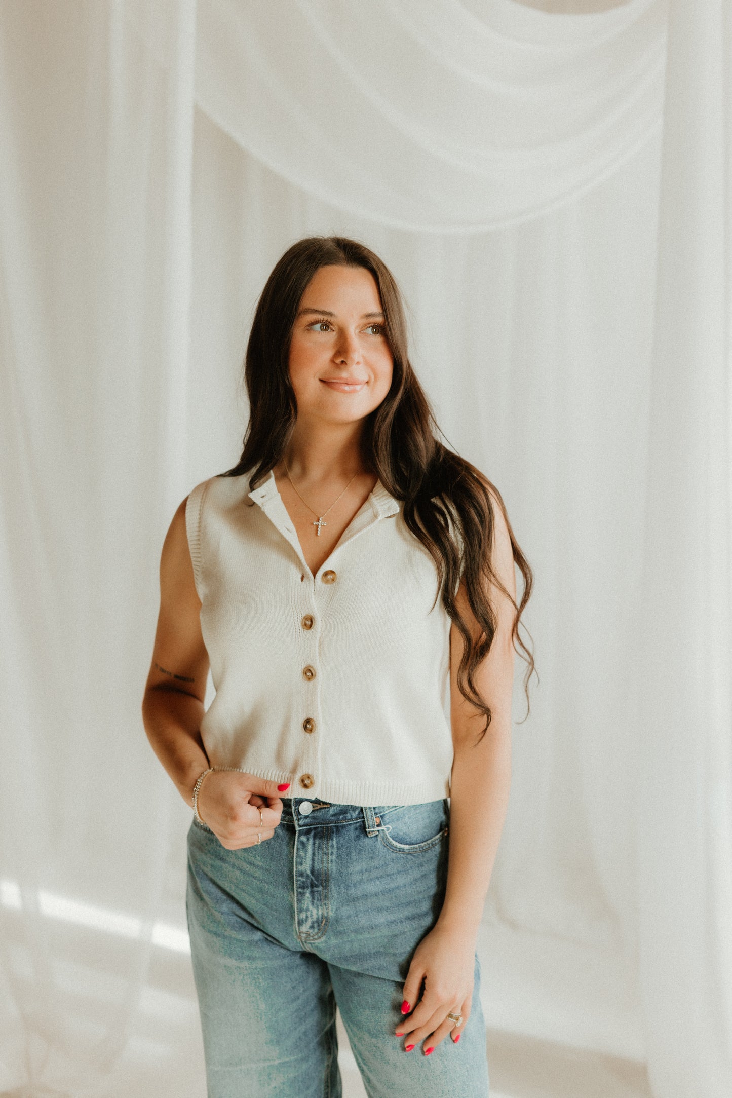 THE ELOWEN KNIT VEST