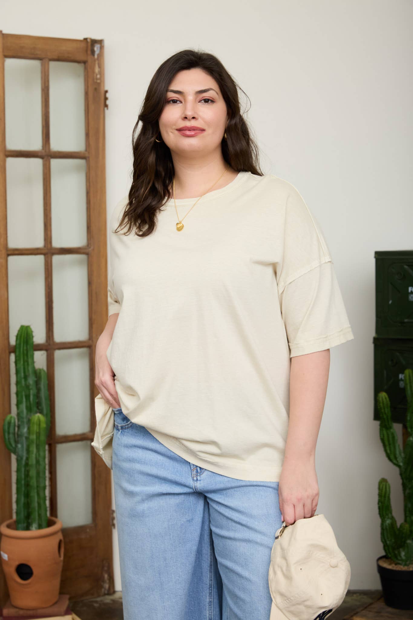 THE SANDSTONE WASHED TEE