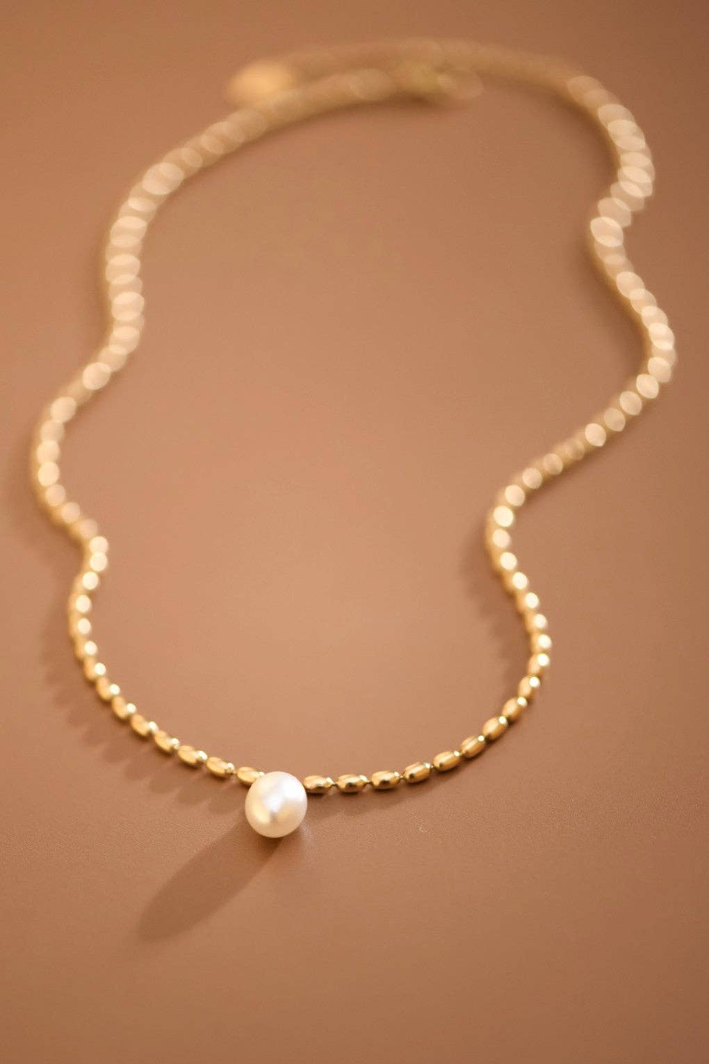 PEARL PENDANT NECKLACE