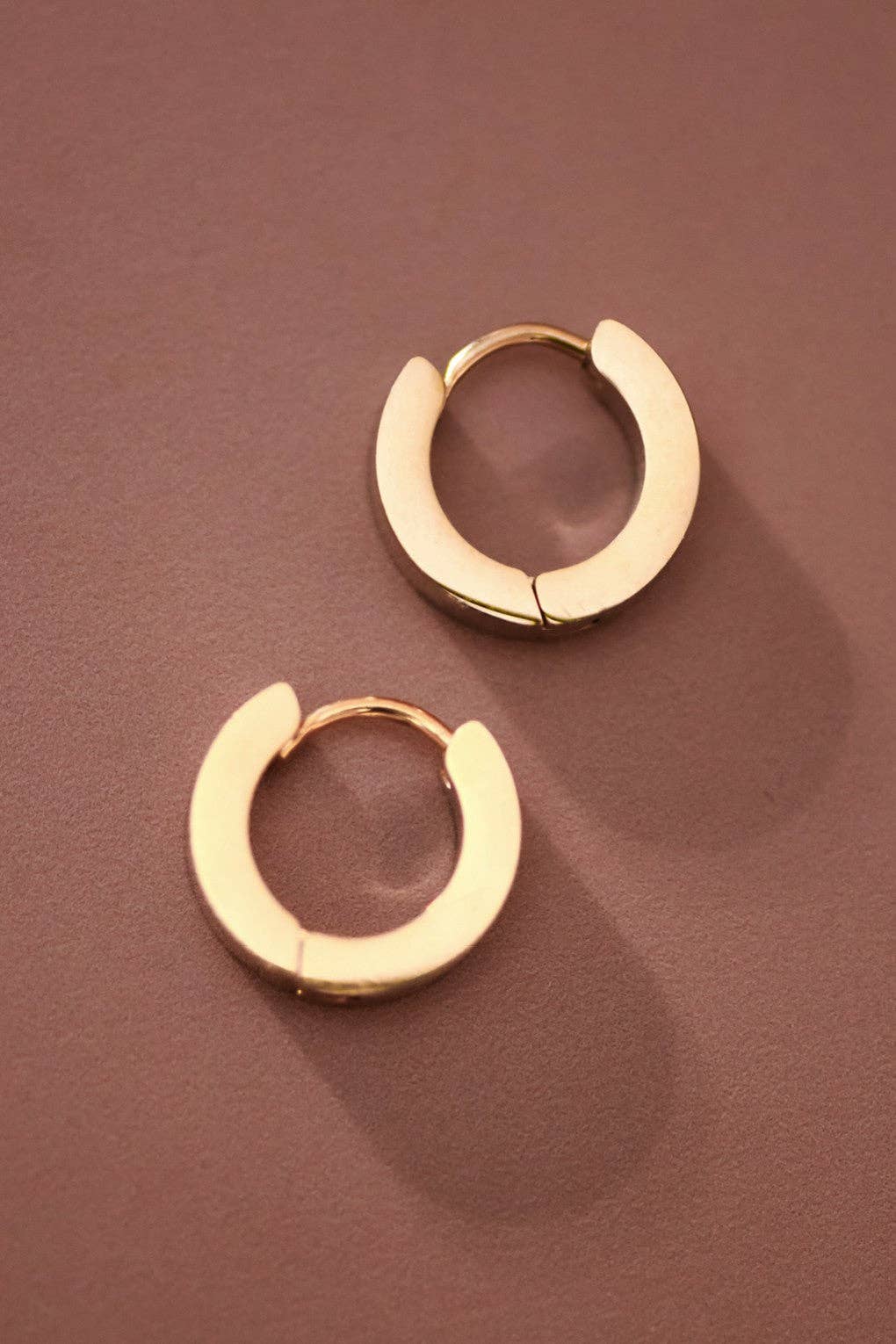 GOLD EARRINGS - X