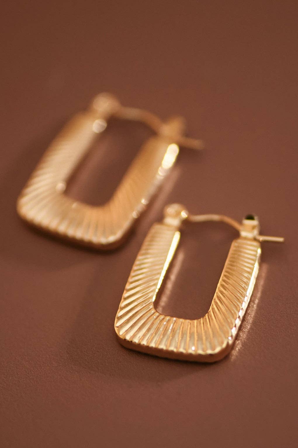 GOLD EARRINGS - V