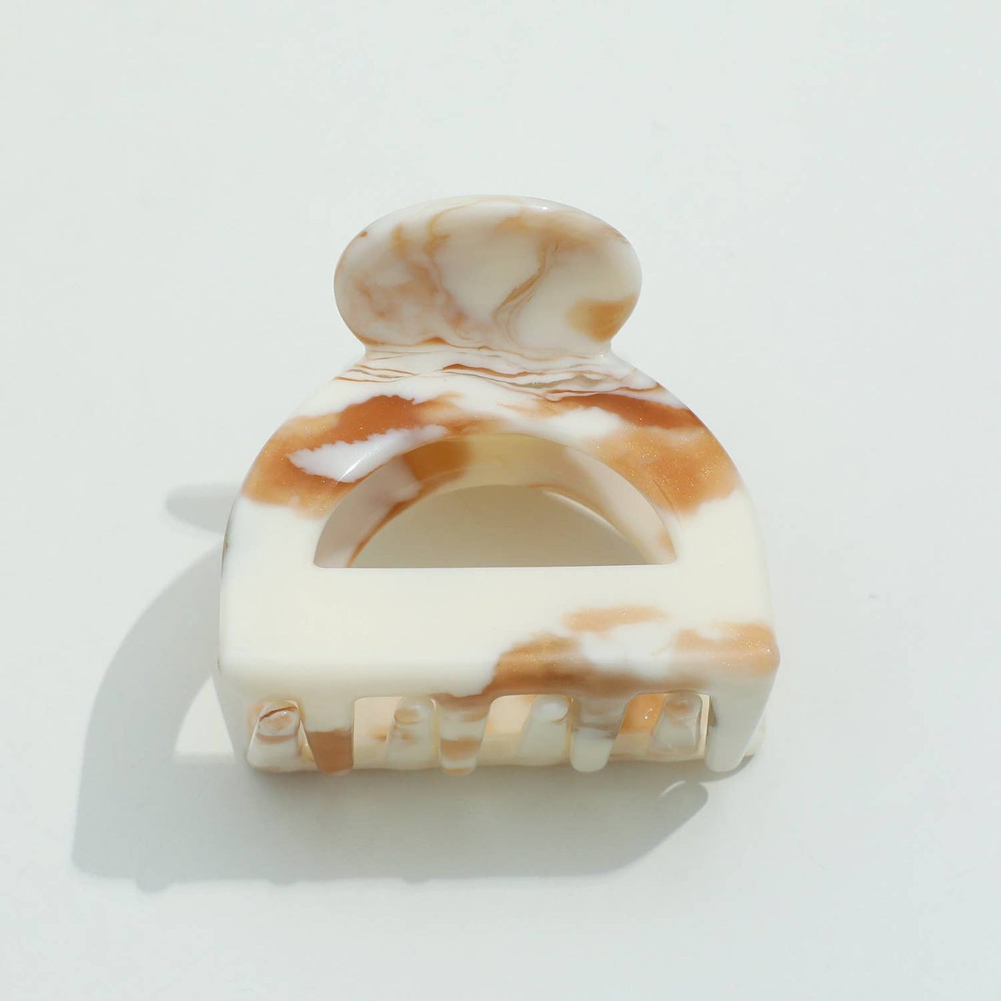 THE CALACATTA GOLD CLAW CLIPS