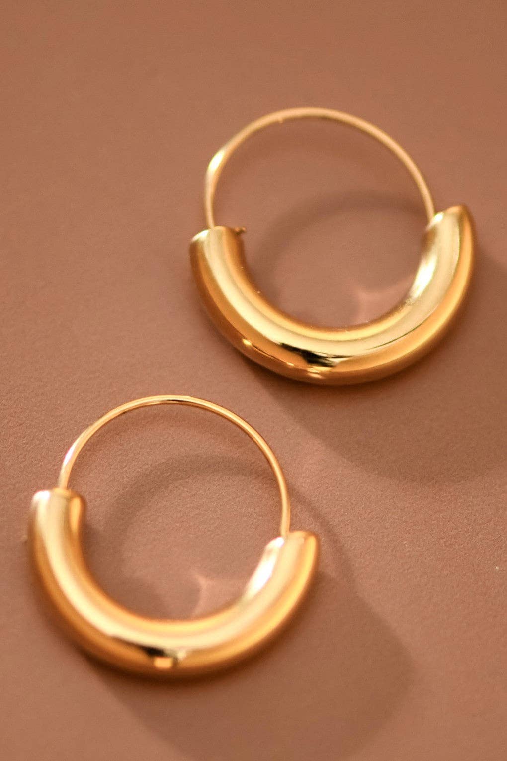 GOLD EARRINGS - VI