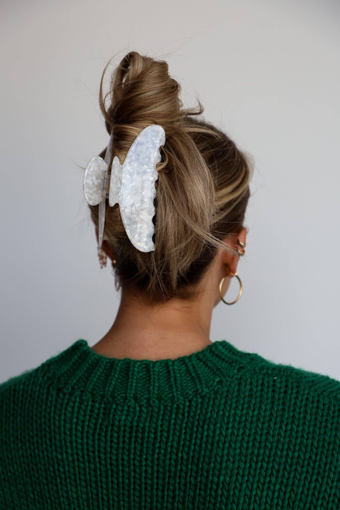 THE PEARL OVERSIZED CLAW