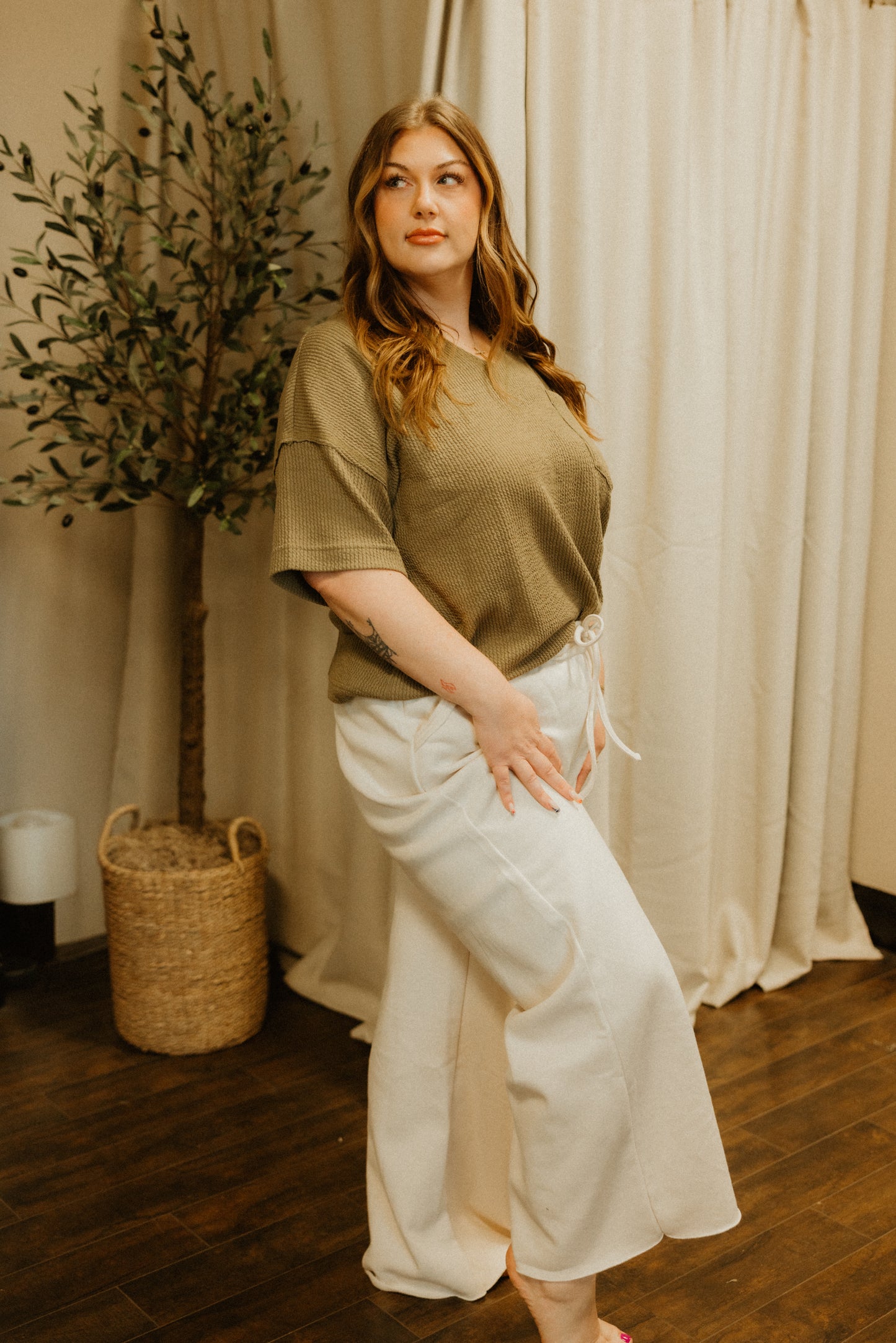 THE OLIVE STREET RIBBED TOP