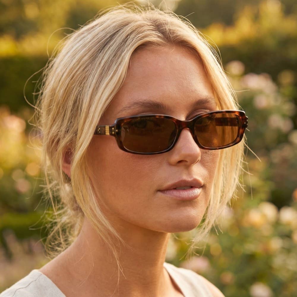 THE OFF DUTY SUNNIES