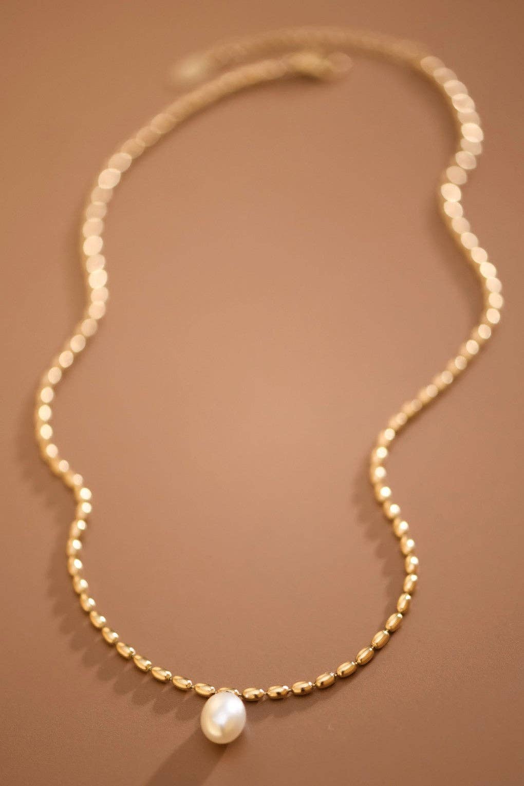 PEARL PENDANT NECKLACE