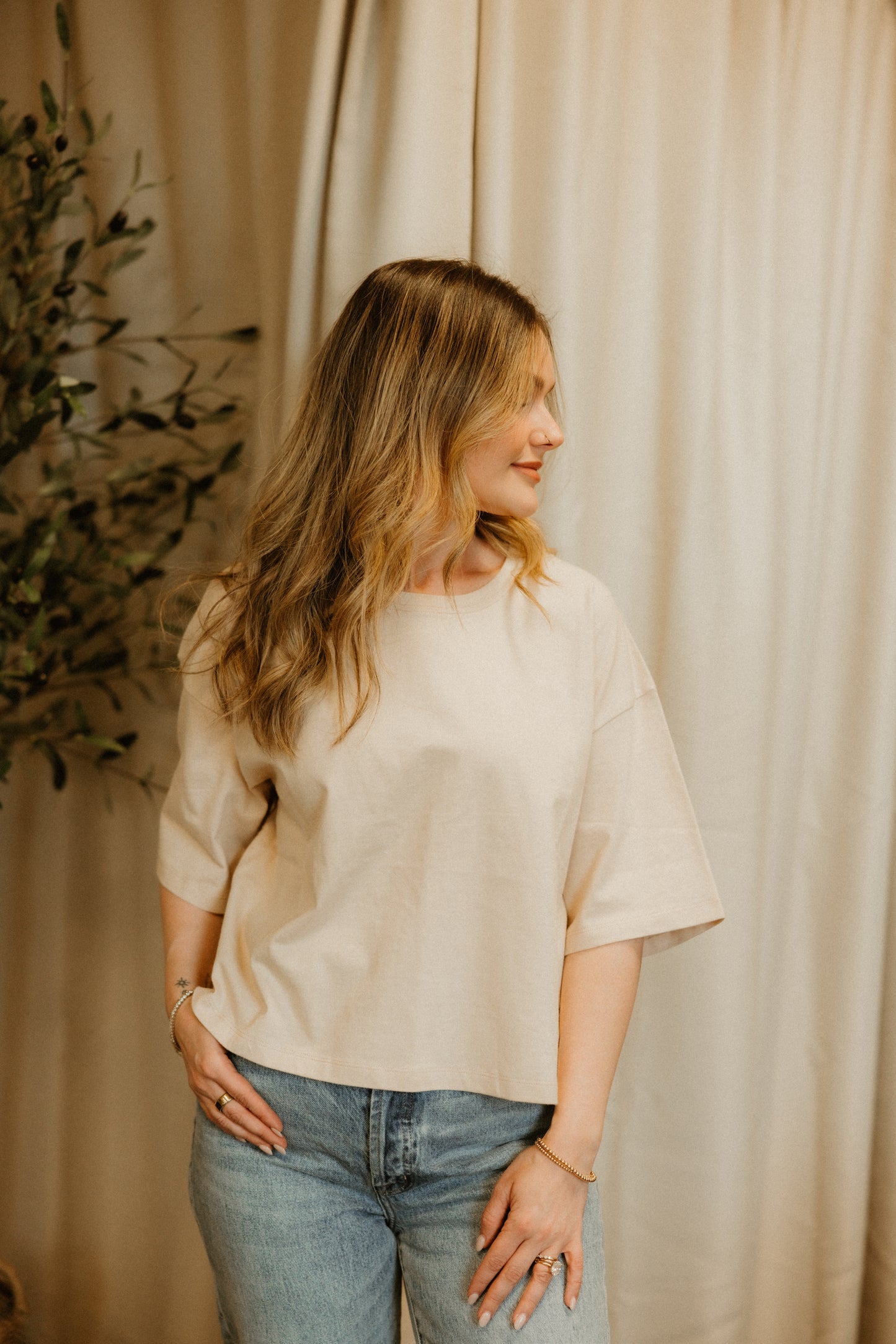 THE EASY LIVING TEE
