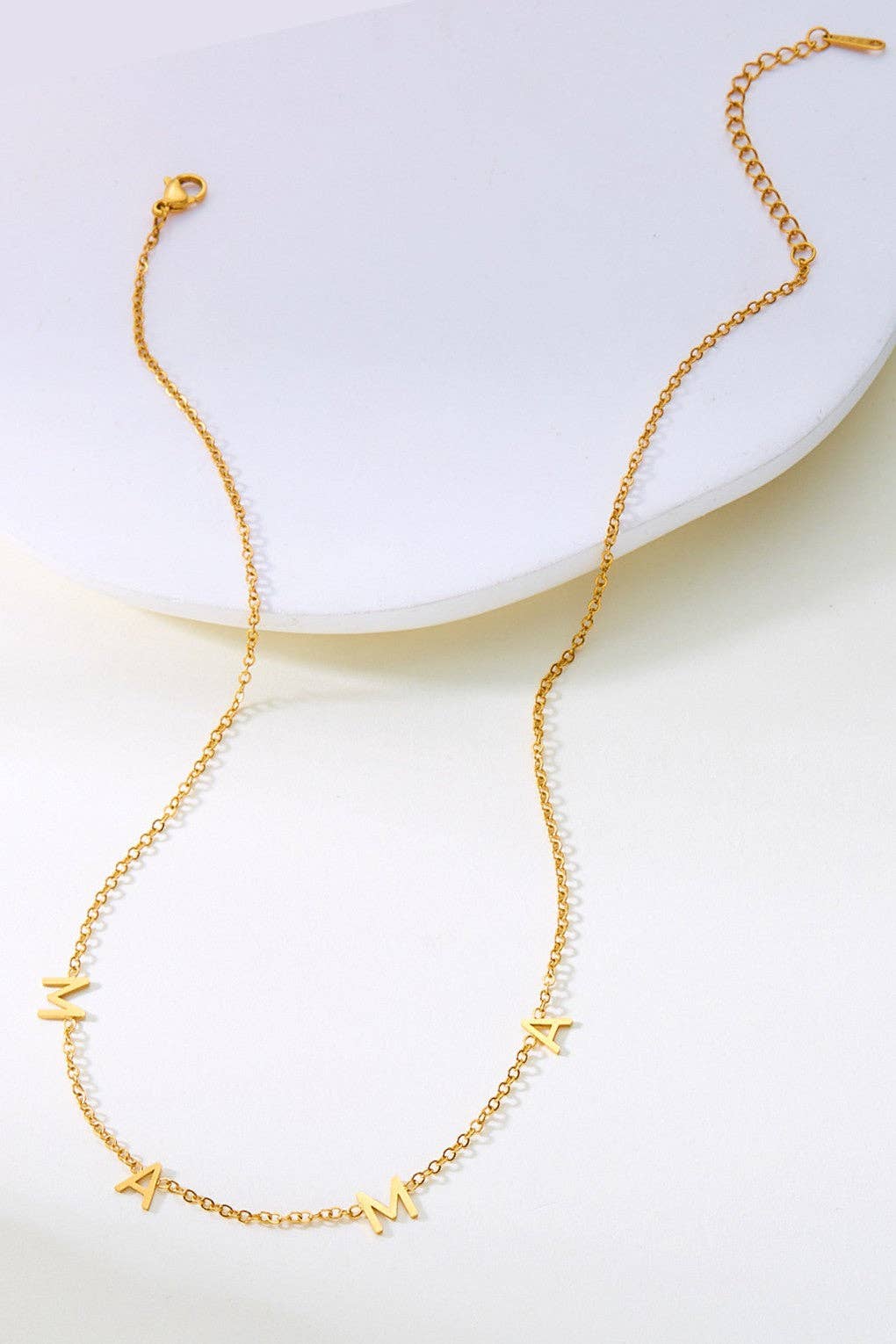 MAMA NECKLACE