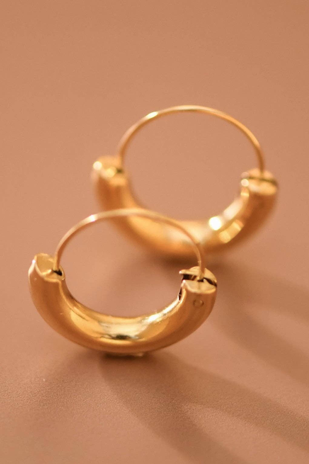 GOLD EARRINGS - VI