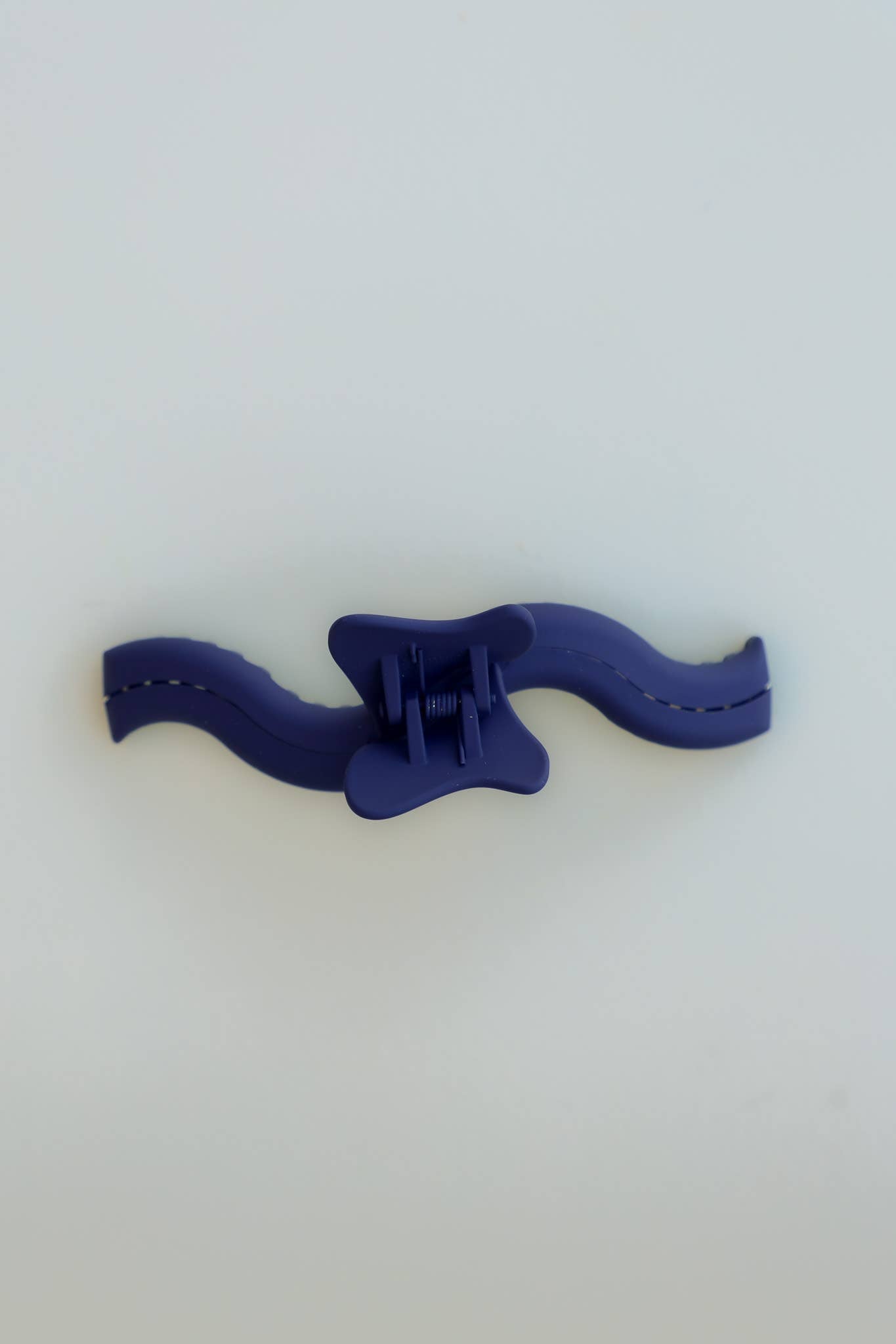 THE HOLD EVERYTHING CLAW