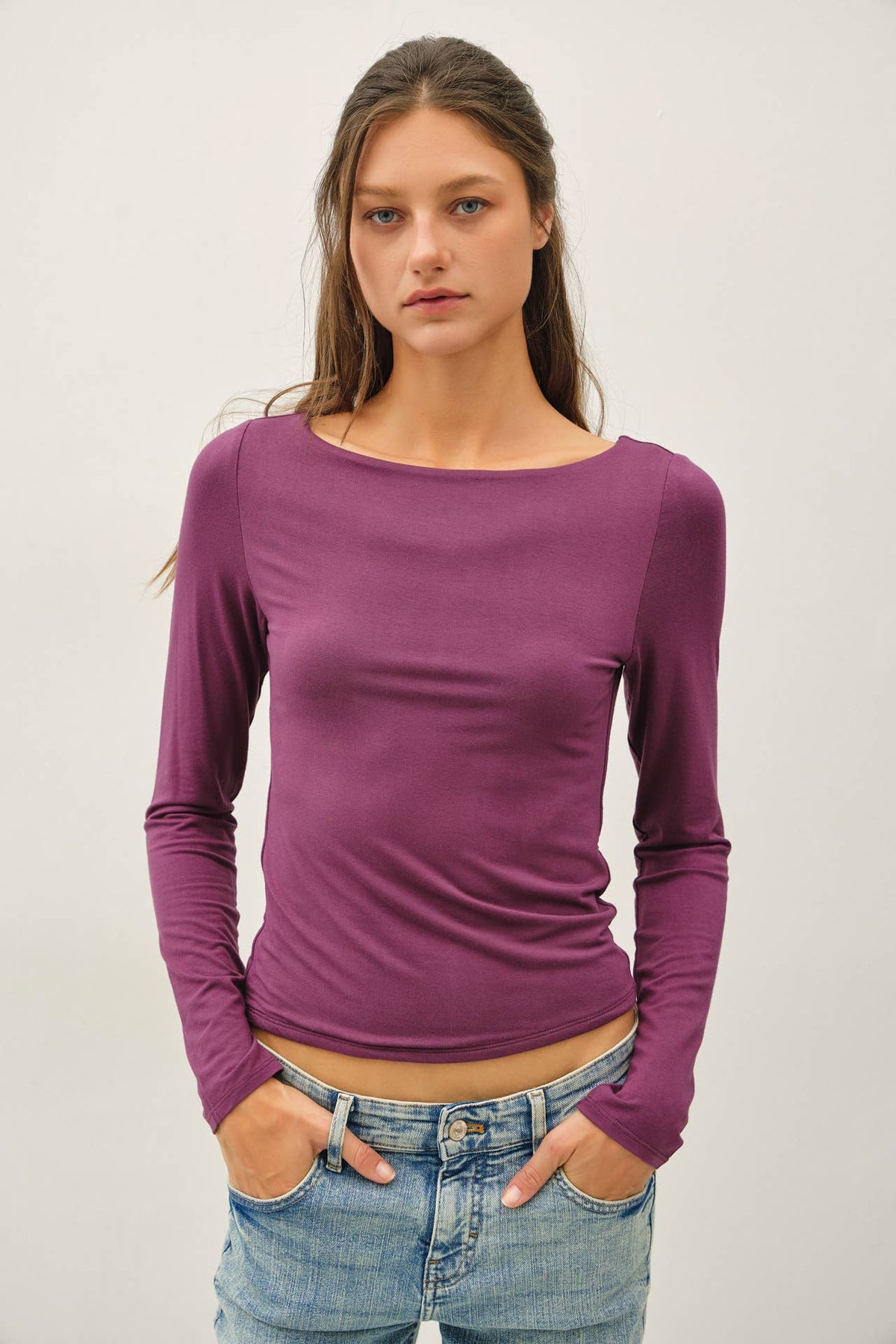 THE EVERYDAY CROPPED BOATNECK