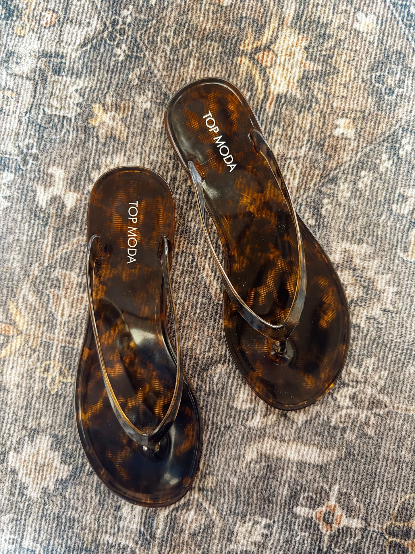 THE JELLY SANDAL - TORTOISE