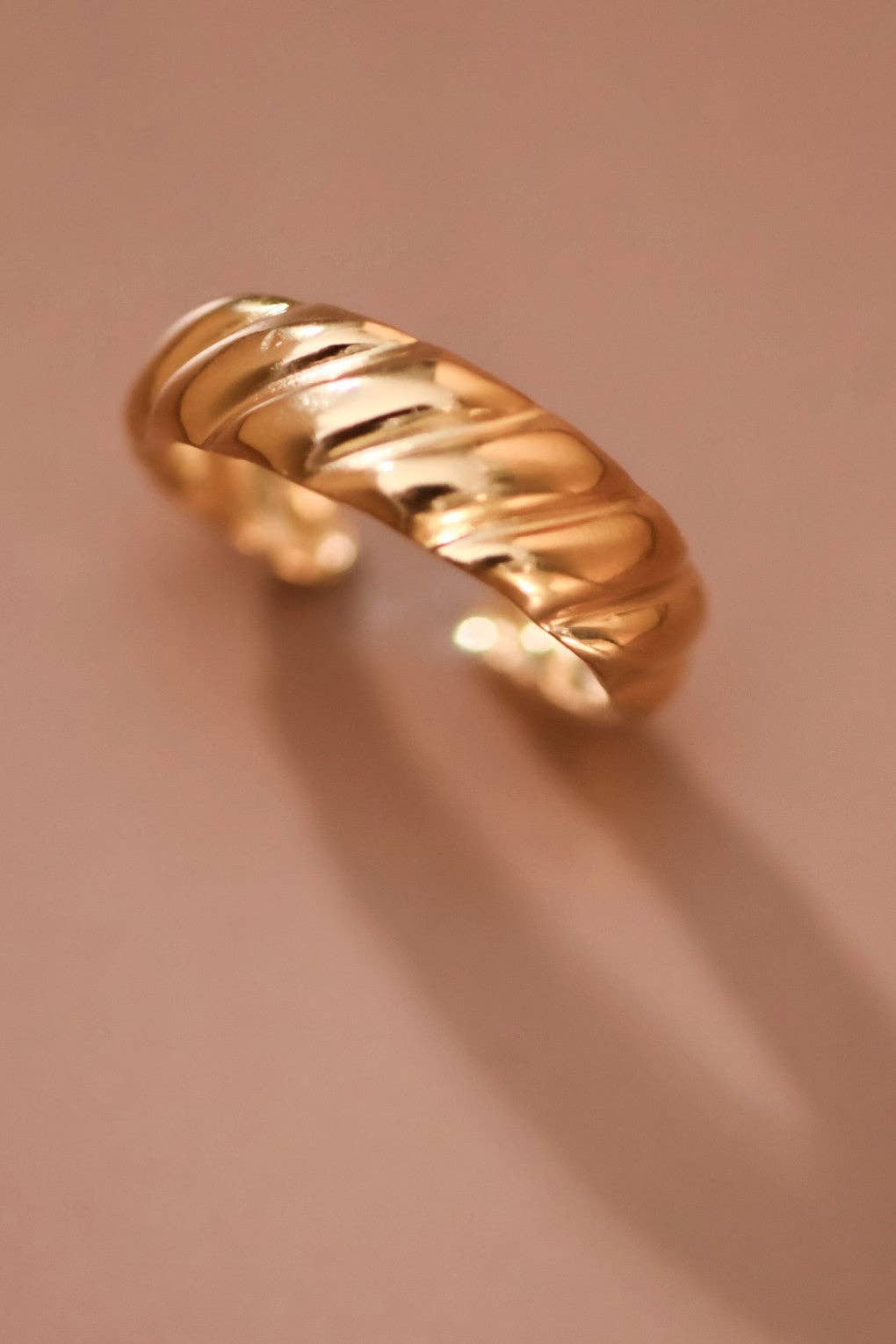 GOLD RING - I