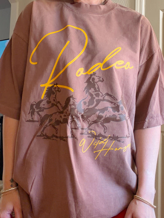 THE VINTAGE RODEO TEE