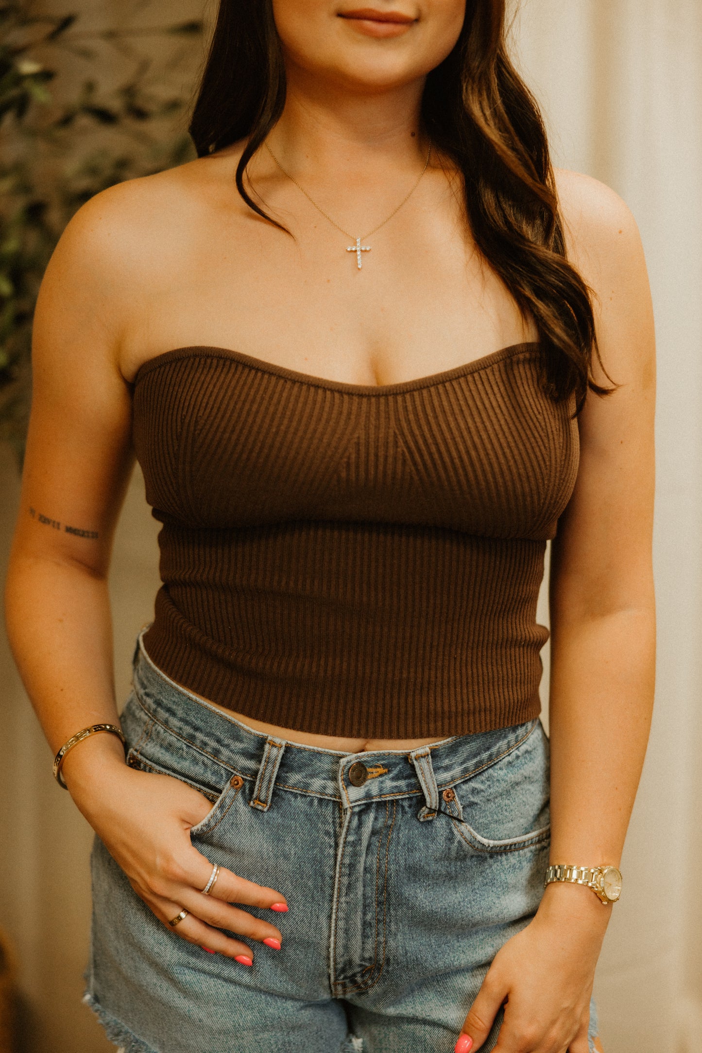 THE RIBBED CROP TOP