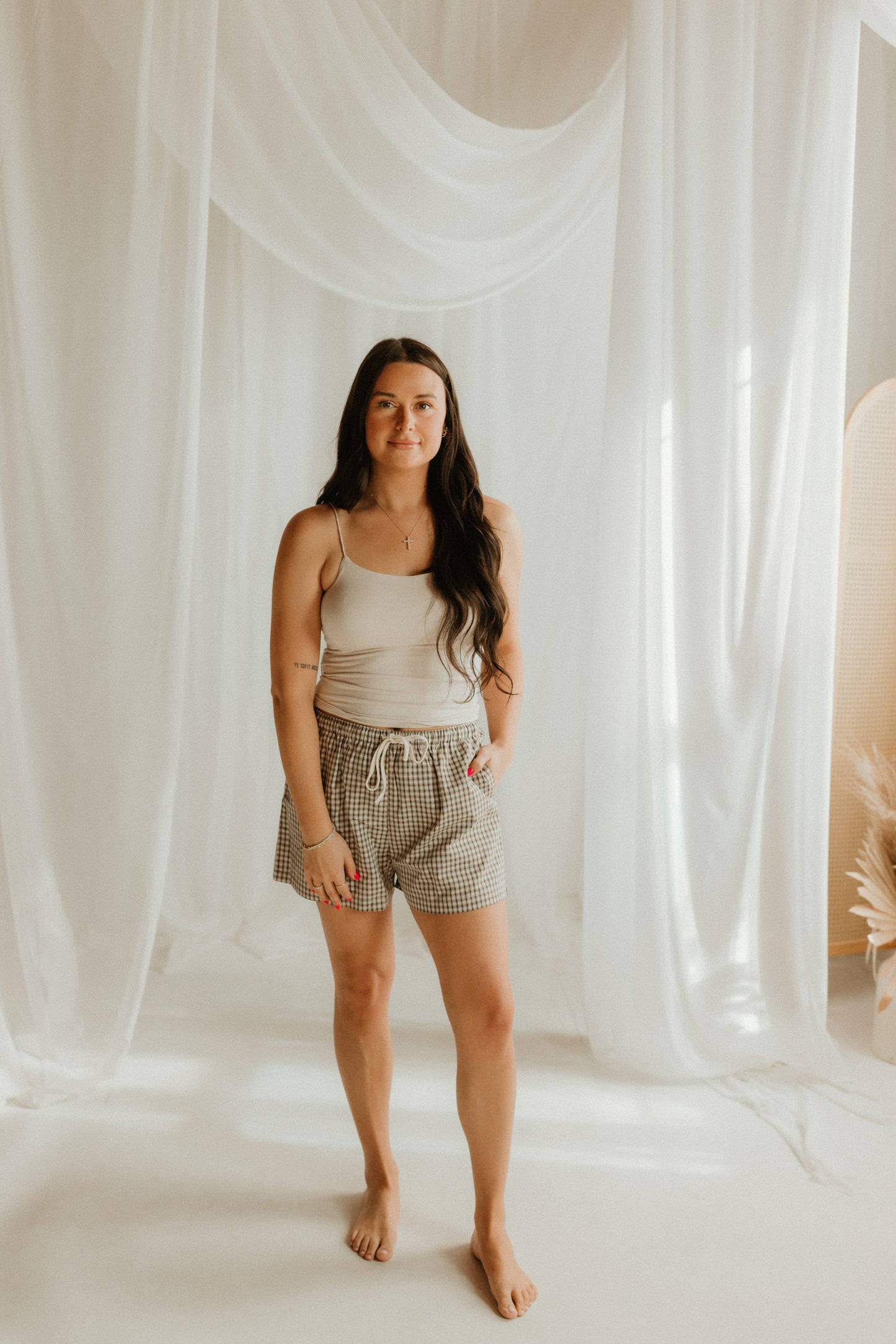 THE HONEY GINGHAM SHORT
