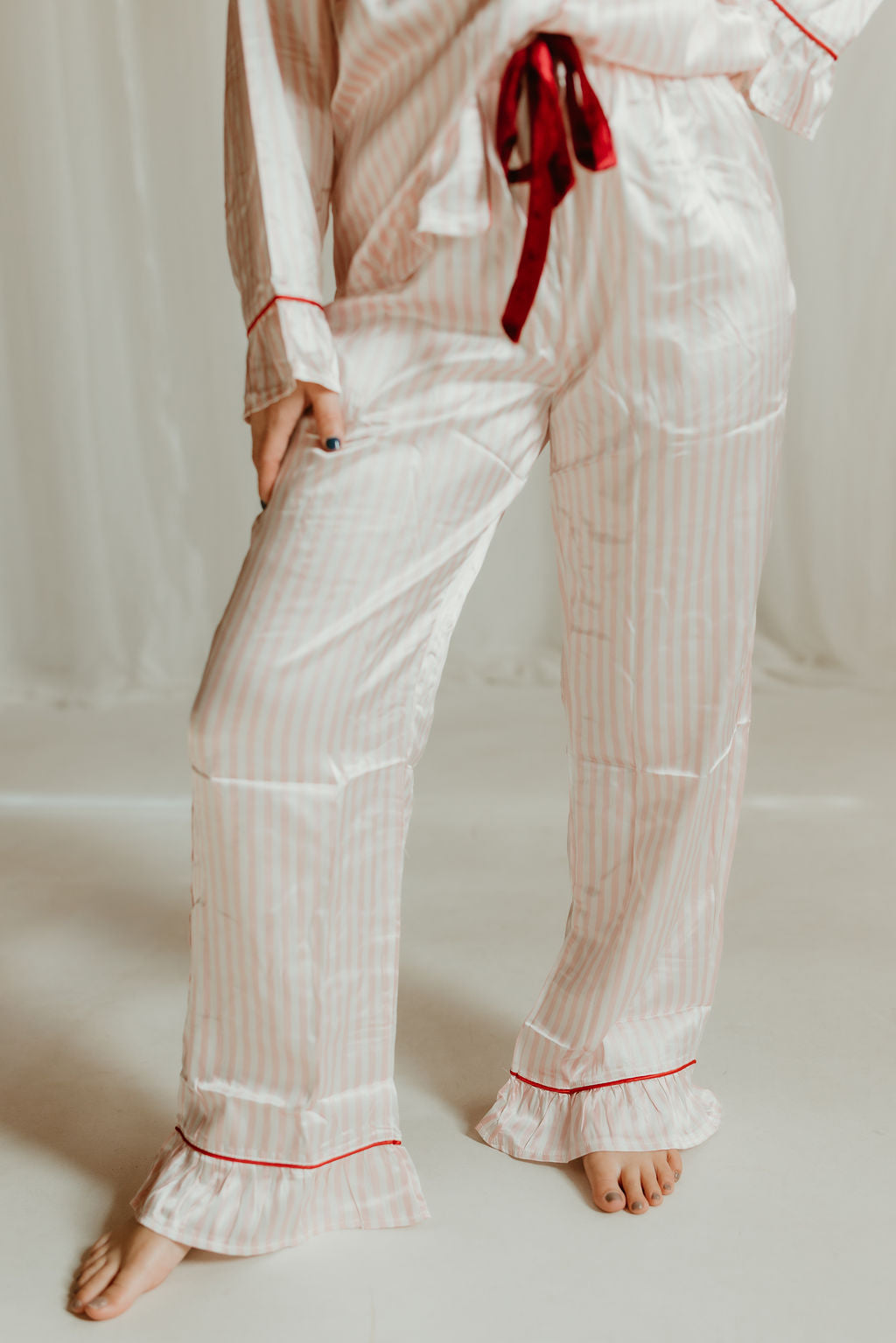 THE LOVE NOTE SATIN SET