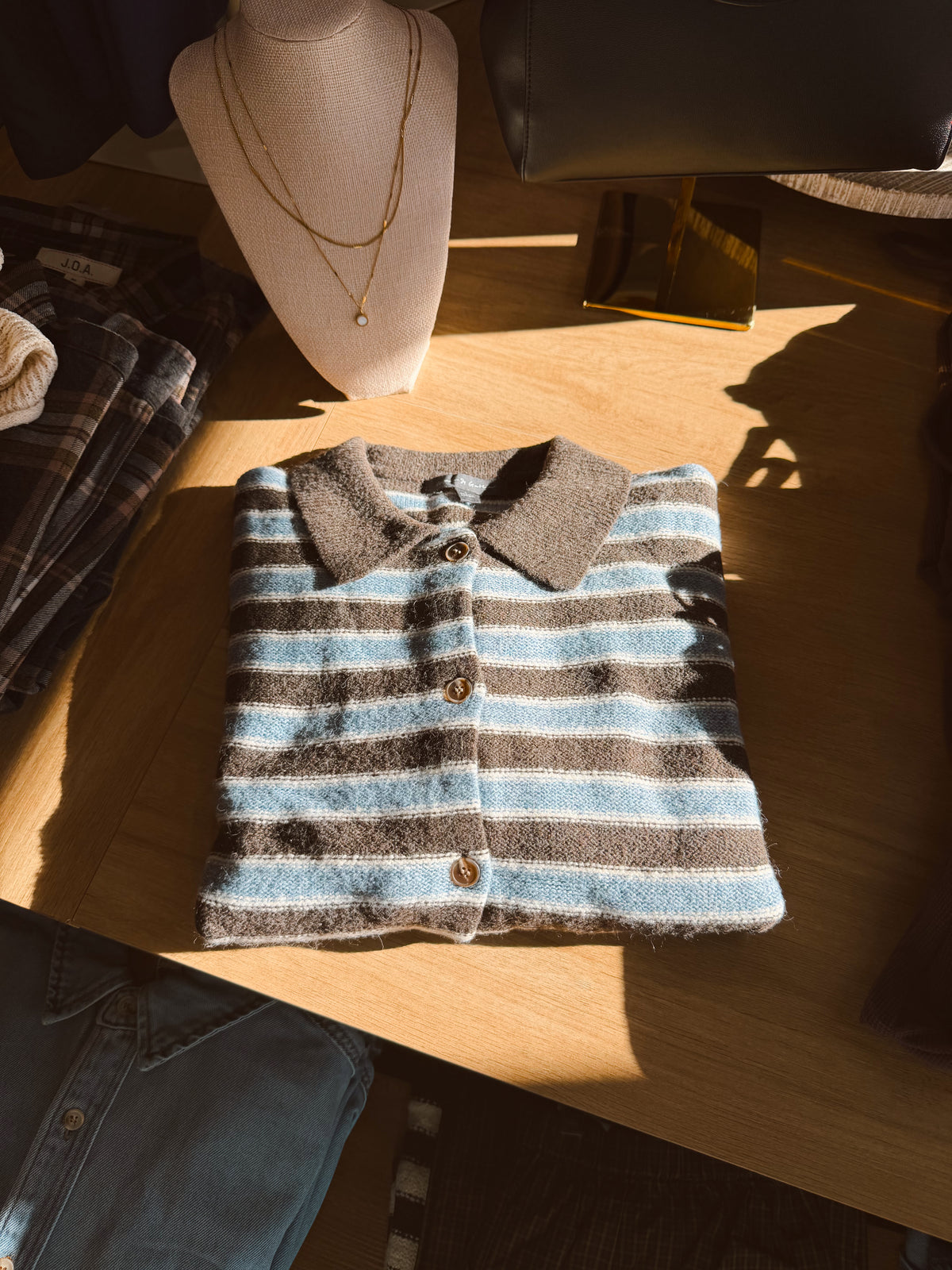 THE SONNY COLLARED CARDIGAN