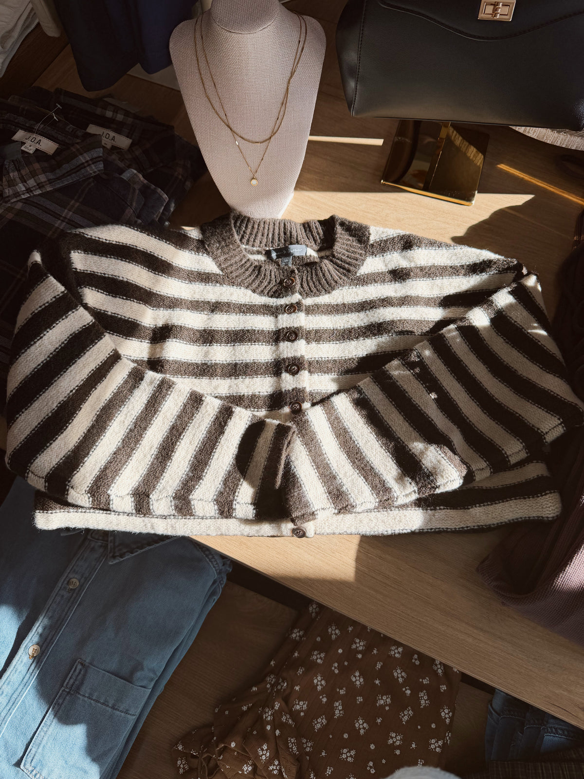 THE WINNIE CARDIGAN