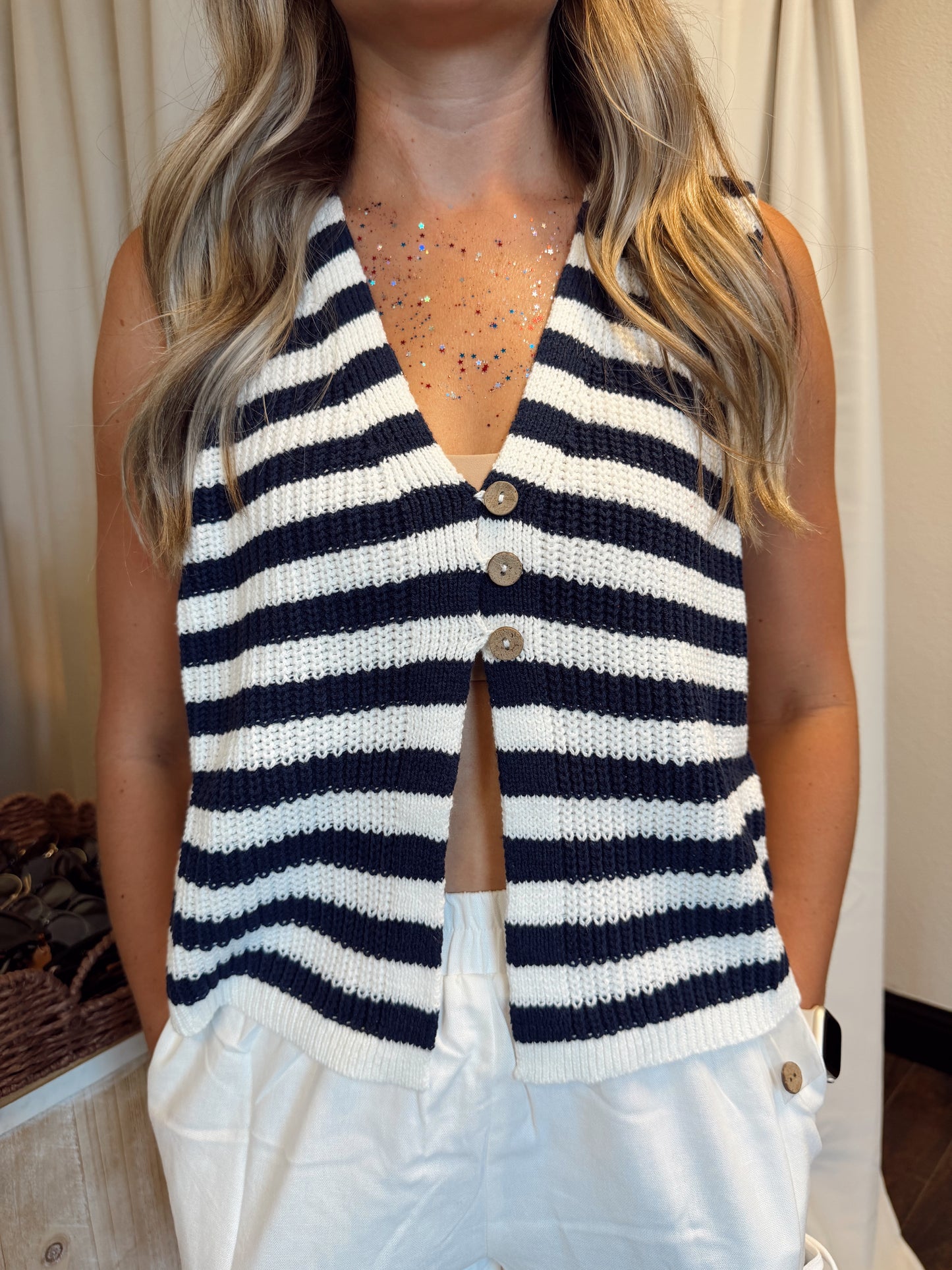 THE BAYVIEW SWEATER VEST