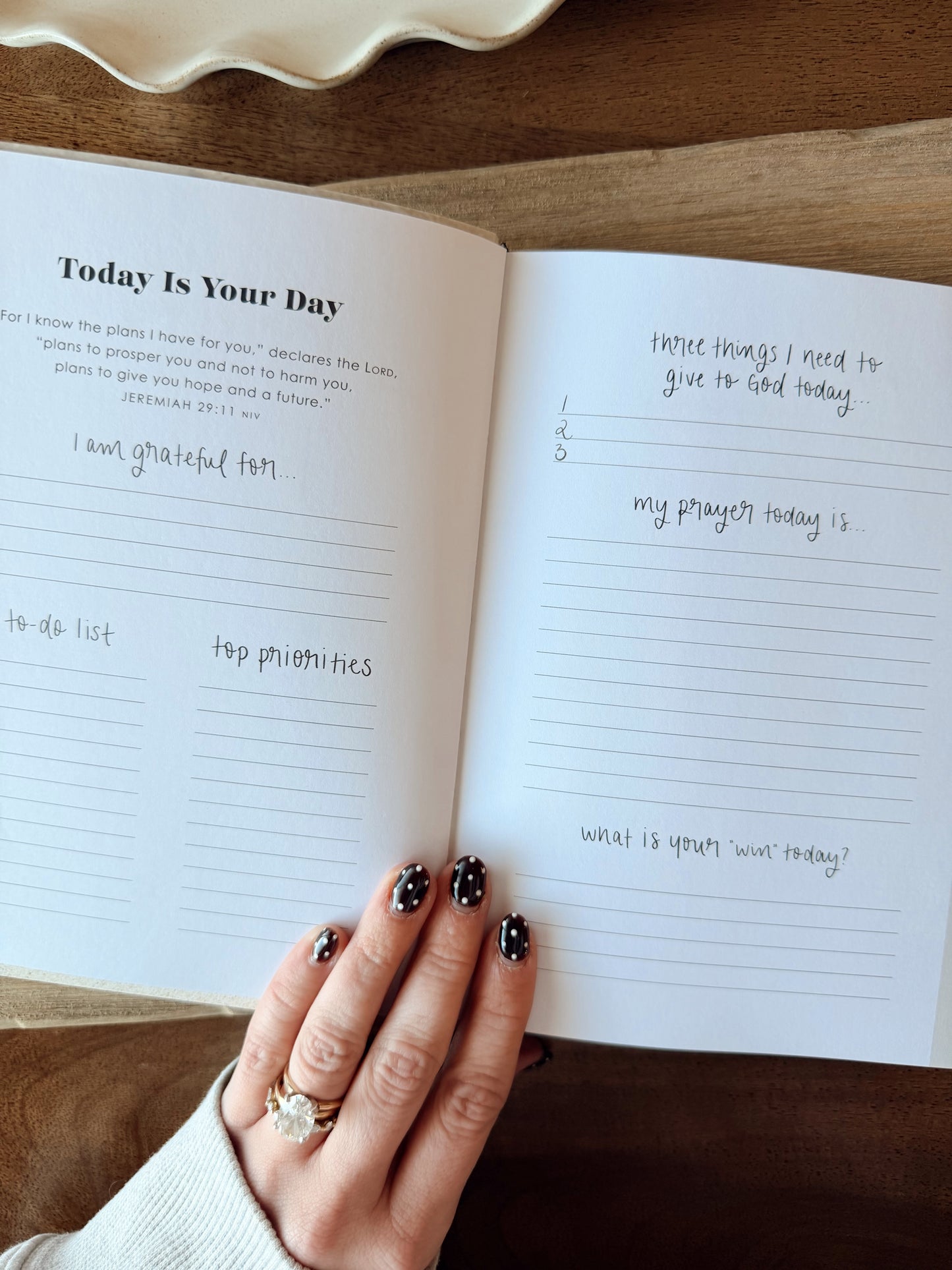 INSPIRATIONAL PRODUCTIVITY JOURNAL