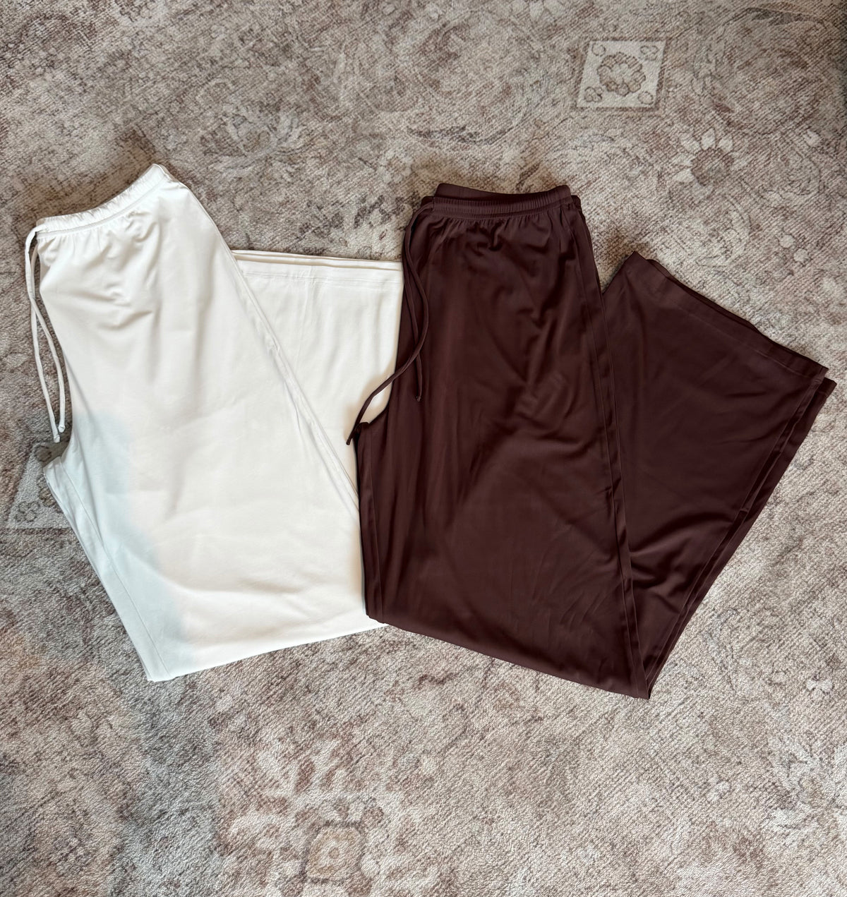 THE EVERYDAY NYLON PANT