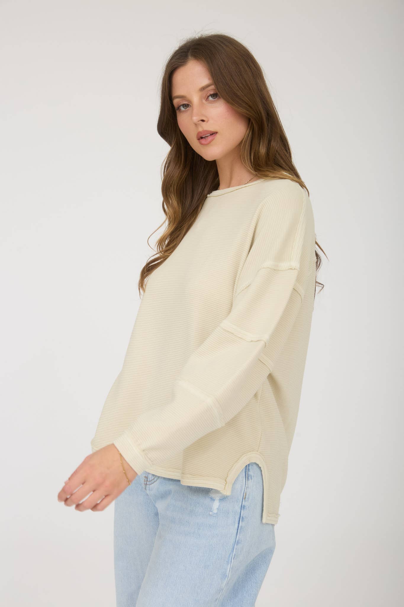 THE EXPOSED SEAM LONG SLEEVE
