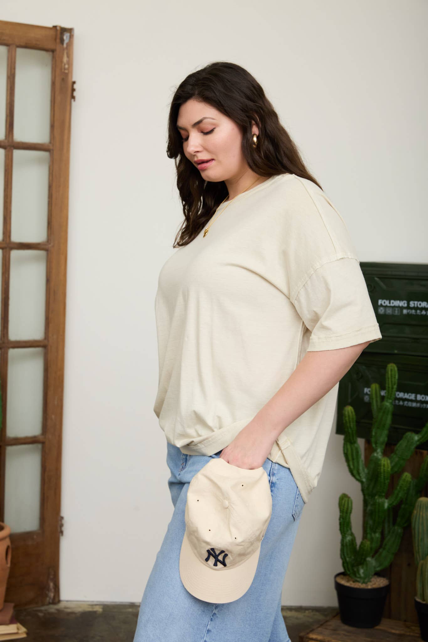 THE SANDSTONE WASHED TEE