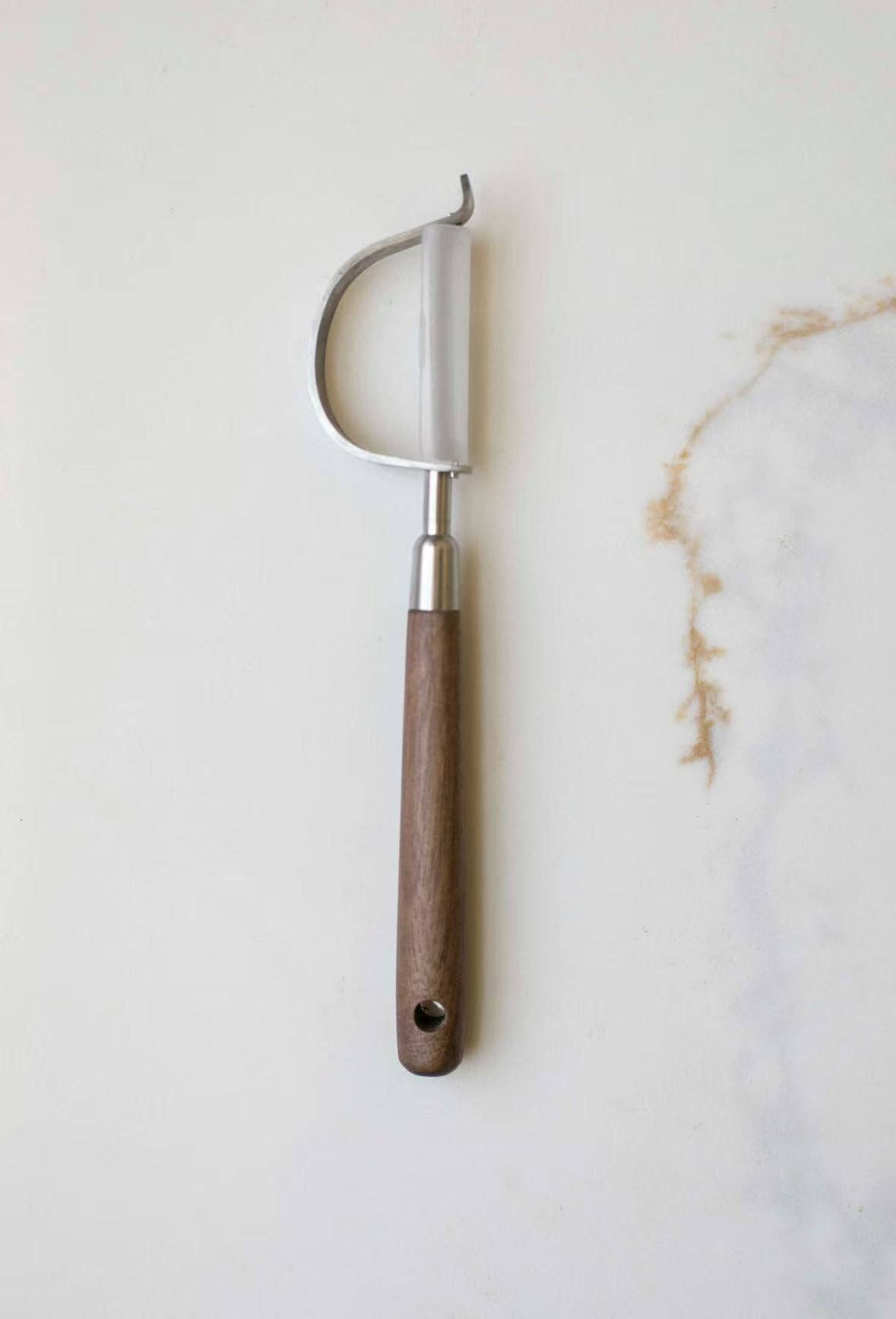 HEIRLOOM FRUIT +VEGGIE PEELER