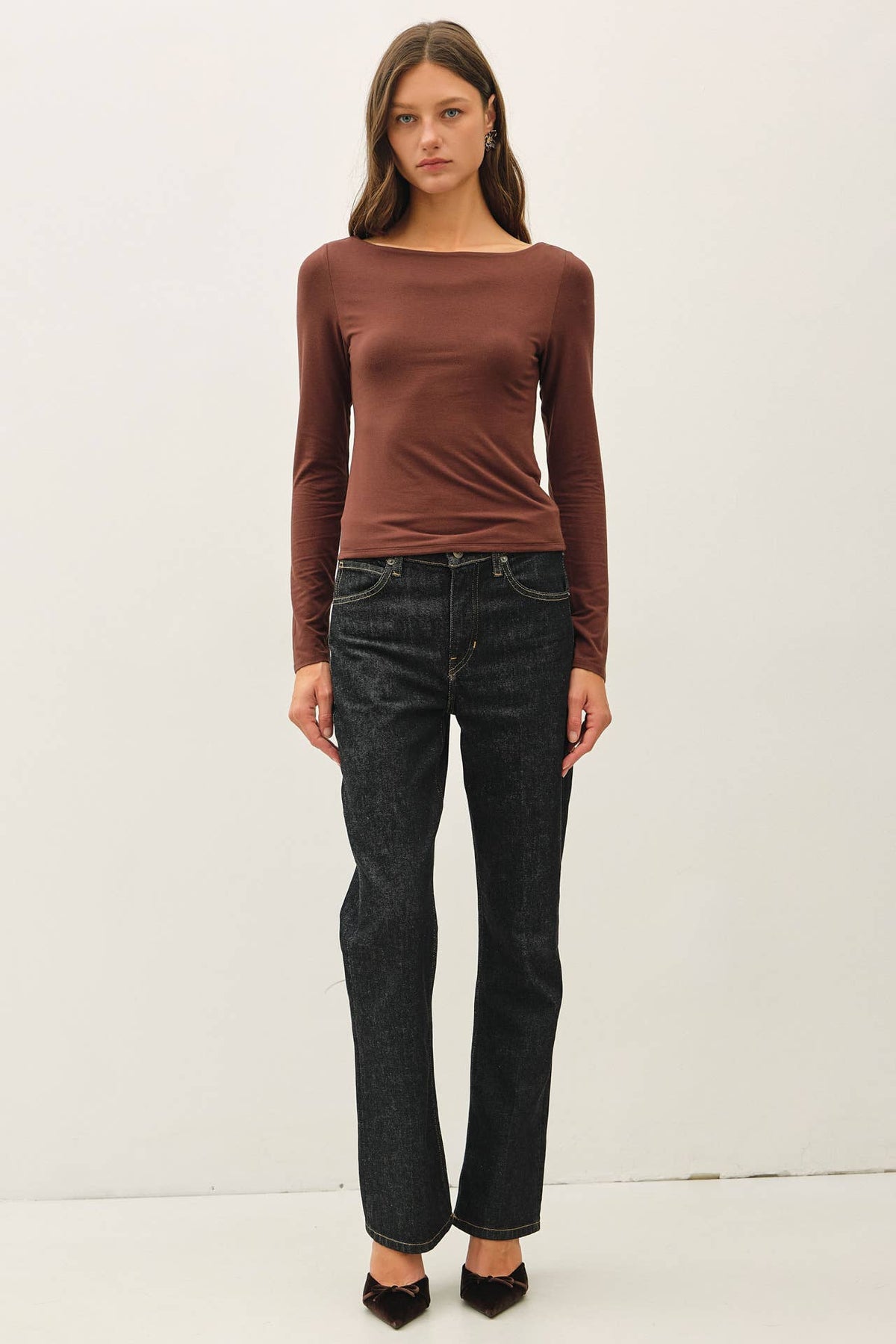 THE EVERYDAY CROPPED BOATNECK