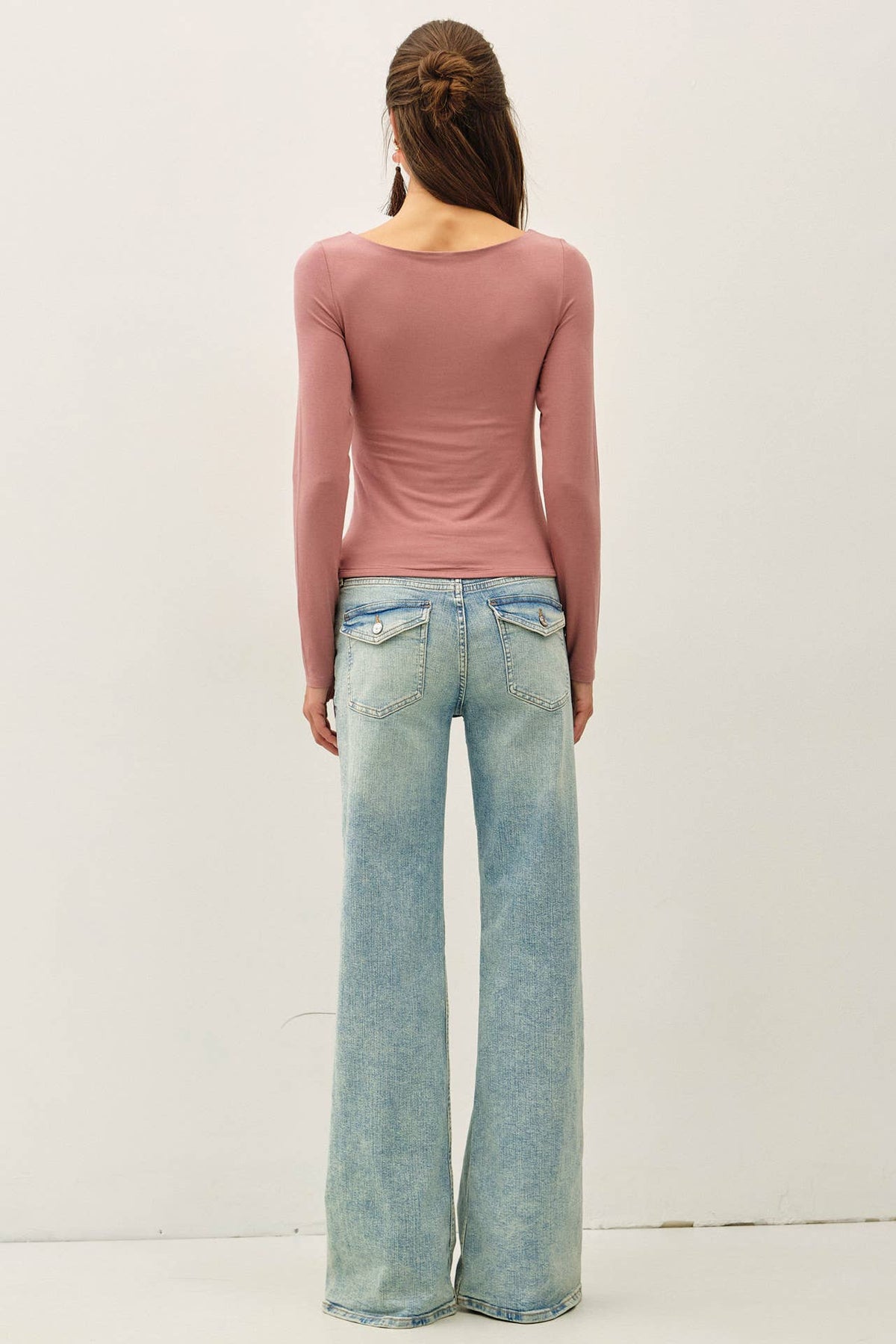 THE EVERYDAY CROPPED BOATNECK