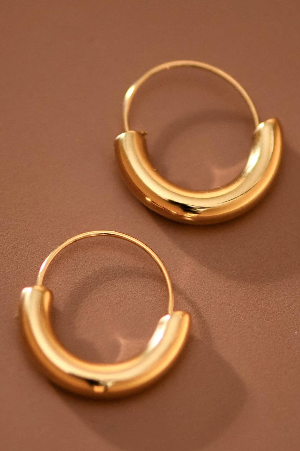 GOLD EARRINGS - VI