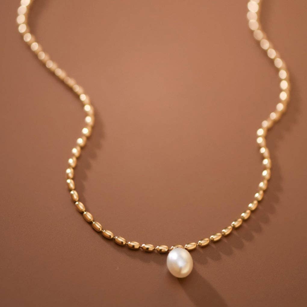 PEARL PENDANT NECKLACE